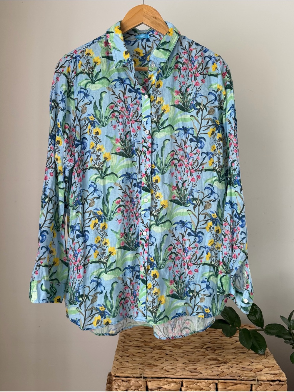 Women's J. McLAUGHLIN Blue Floral 100% Linen Button Down Shirt Top Size Large L